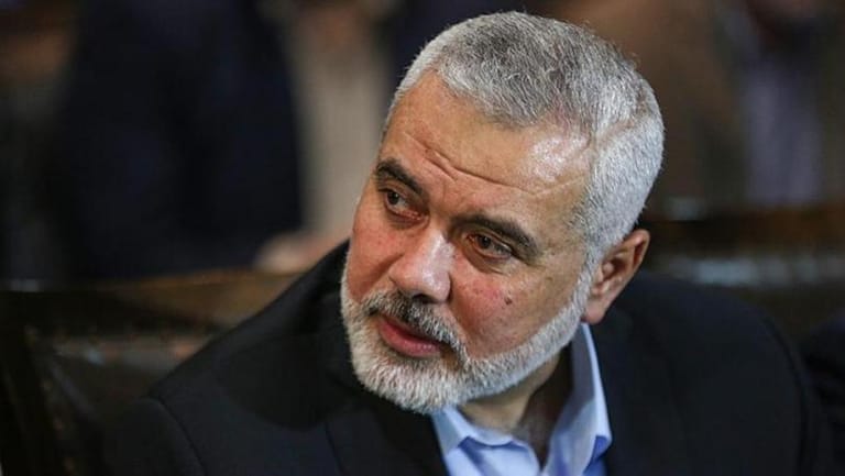 Haniyeh, Aoun discuss by phone Miyeh w Miyeh refugee camp situation