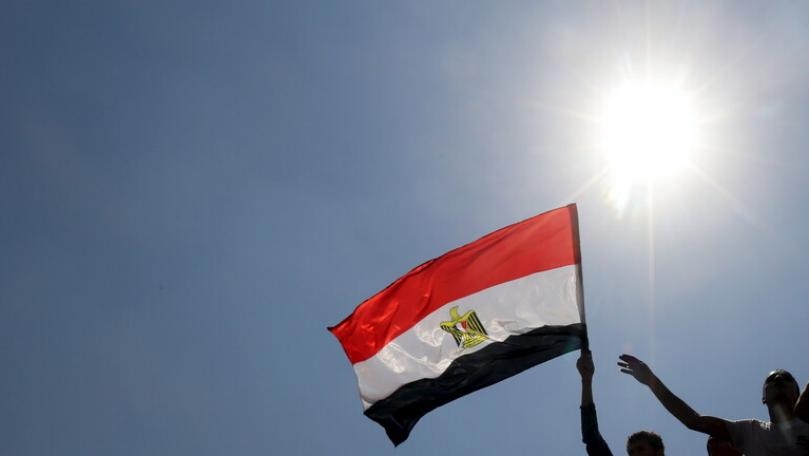 مصر تمنع الشركات السياحية من التعامل بالعملات الأجنبية