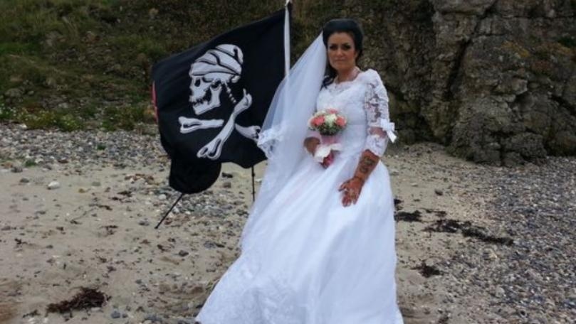 Woman Who Claims to Have Married 300-Year-Old Pirate Ghost Wants a Divorce