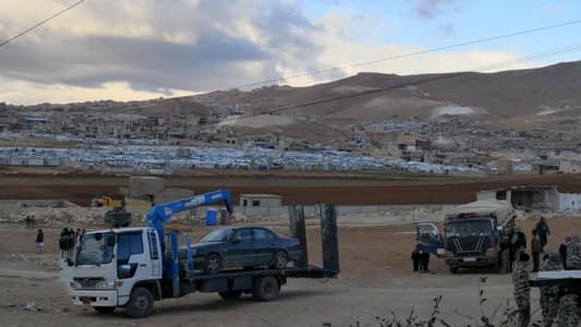 Another group of displaced Syrians leave Arsal 