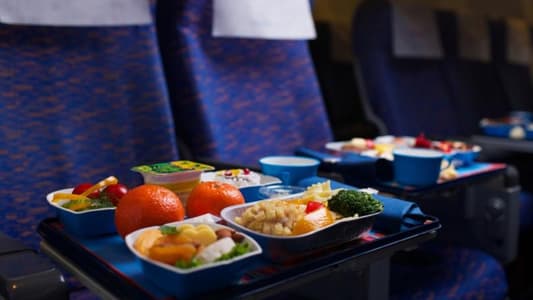 حقيقة مروعة عن وجبات طعام المُسافرين