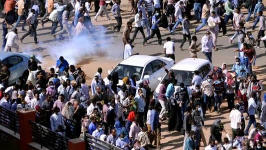 Security forces disperse Sudanese demonstrators after week of protests