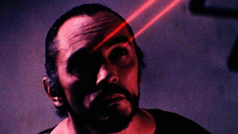 People Believe That Our Eyes Can Emit Invisible Force, Study Finds