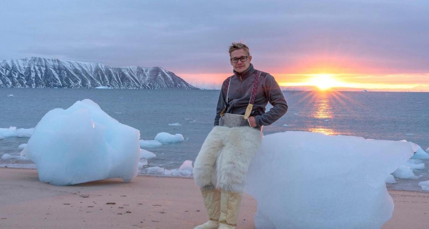 Photos: Giant iceberg dangerously approaches homes