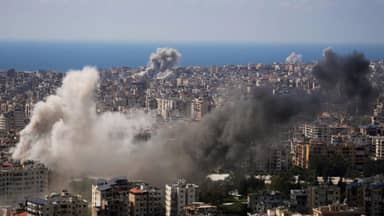 100 غارة في 10 دقائق!