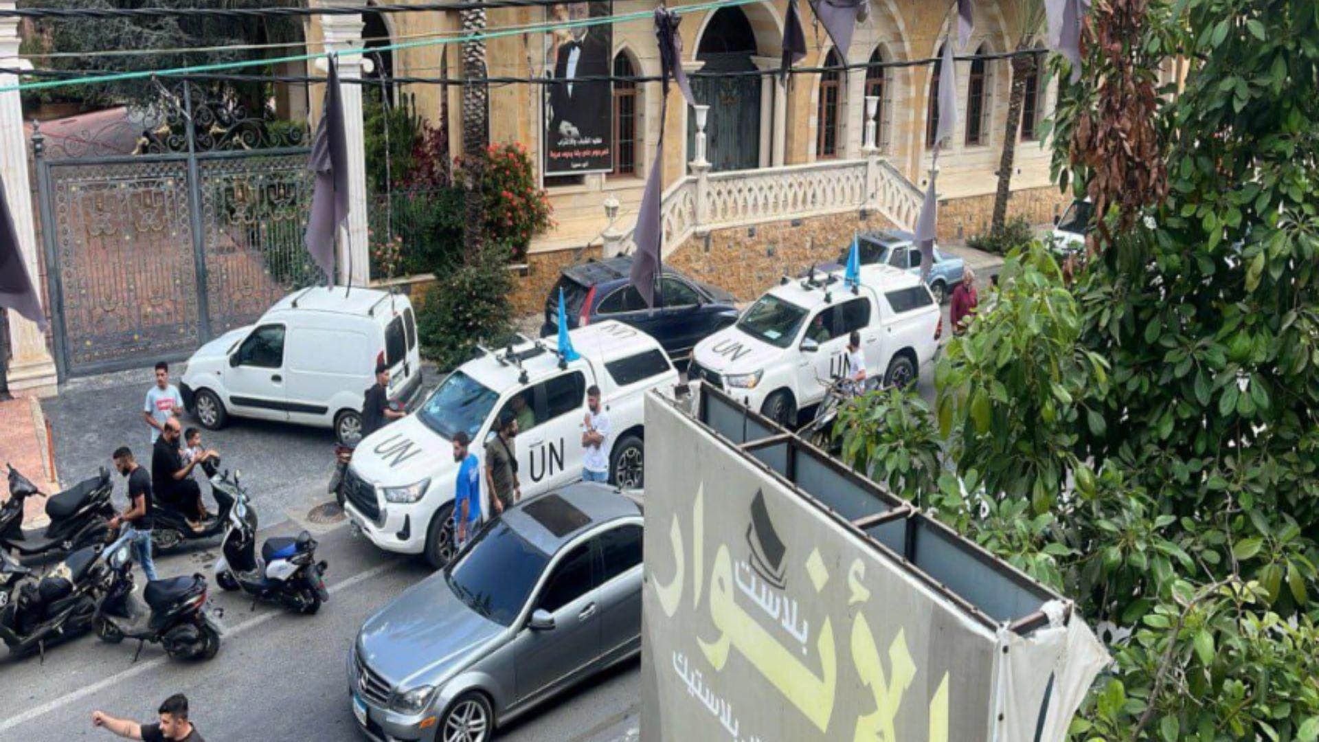 Photos: UNIFIL Patrols Stopped in Zrariyeh and Jibchit