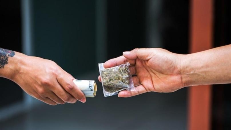 أحد أبرز تجار المخدرات يقع في الكمين
