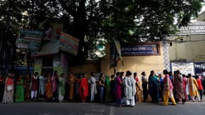 India begins voting in fifth phase as Mumbai