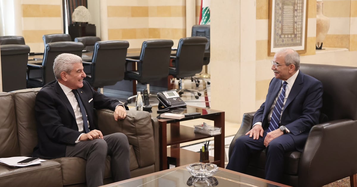 Salam was briefed by Issa El Khoury on the results of his visit to France