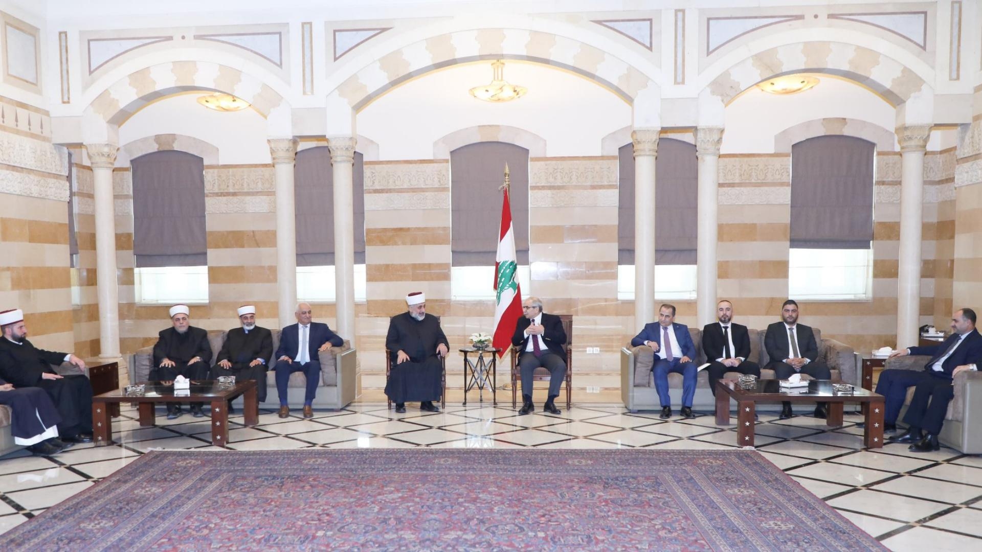 سلام تناول مع نديم الجميل ورئيس الطائفة العلوية شؤوناً أمنيّة ومناطقيّة