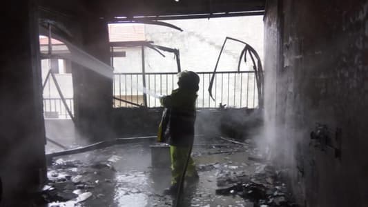 نجاة أمّ وطفلها من حريق منزلهما