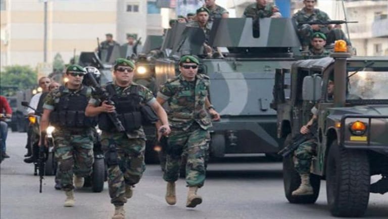 عندما نام قائد الجيش في خيمة... وما قاله برّي