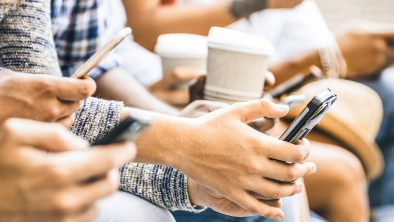 Mobile roaming will not be protected in no-deal Brexit: UK minister