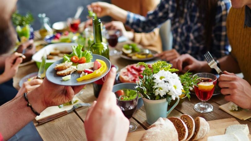 ماذا تختارون من بين هذه المأكولات؟   