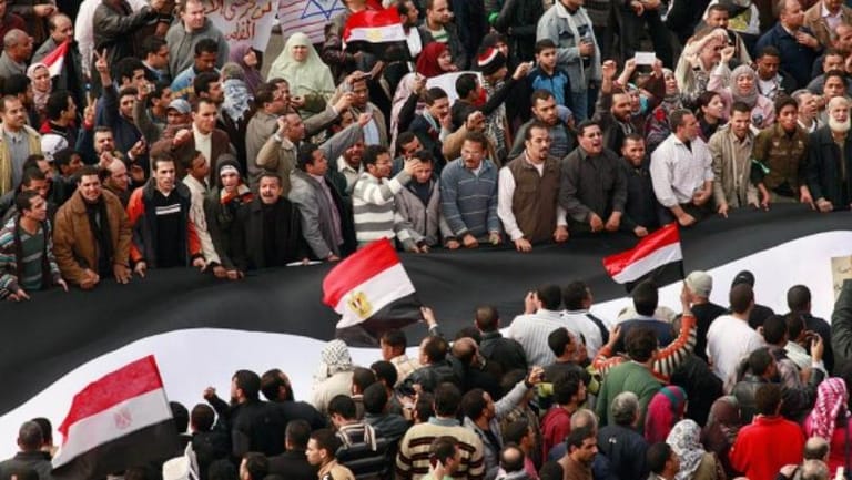 أنصار إسرائيل يهينون شعب مصر