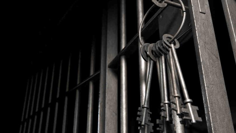 شبكة خطيرة في قبضة المعلومات، والتحقيقات تكشف أموراً مثيرة. التفاصيل في النشرة بعد قليل