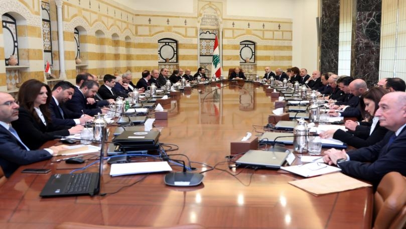 "حرب" قريبة على طاولة مجلس الوزراء؟