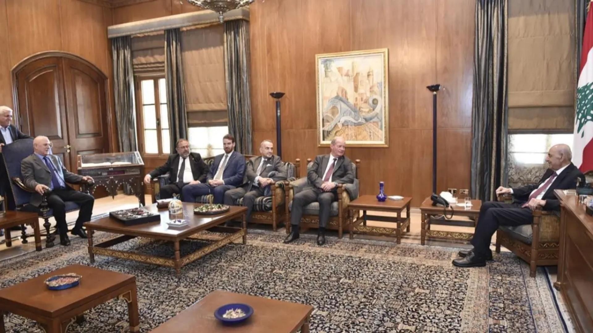 "الحفاظ على الوحدة ونزع فتيل الفتنة".. محور لقاءات برّي
