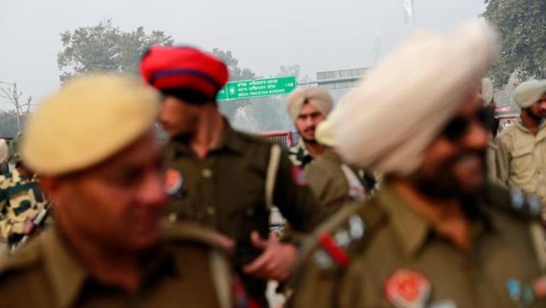 Downed Indian pilot to be returned later on Friday: Pakistan minister