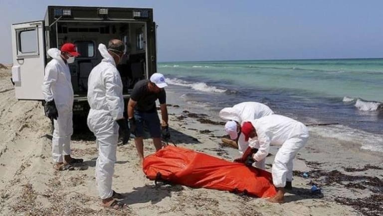 صحافي يغرق أثناء محاولته الهجرة إلى أوروبا