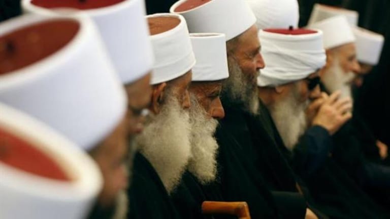 إجراءات استثنائية تتعلّق بعبور المشايخ الدروز إلى سوريا