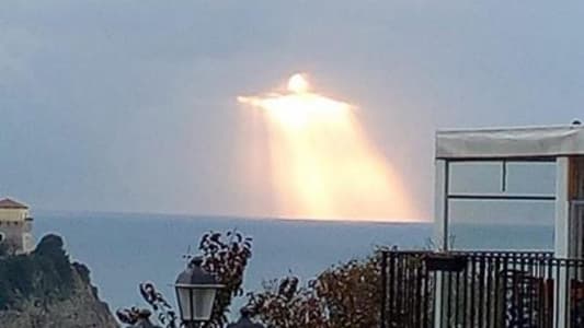 Photo: Glowing Image of Christ Pops Up Above Italy 