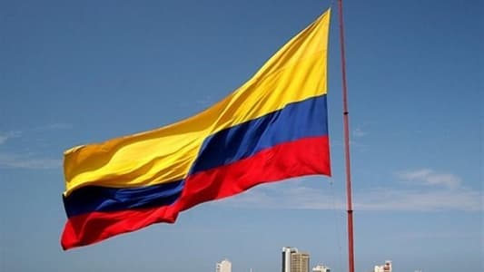 مقتل 12 شخصا في تحطم طائرة في كولومبيا