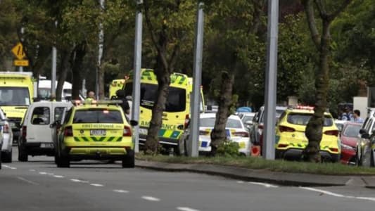 رئيسة وزراء نيوزيلندا: 40 شخصاً قتلوا وأكثر من 20 أصيبوا بجروح خطيرة في الهجوم على المسجدين