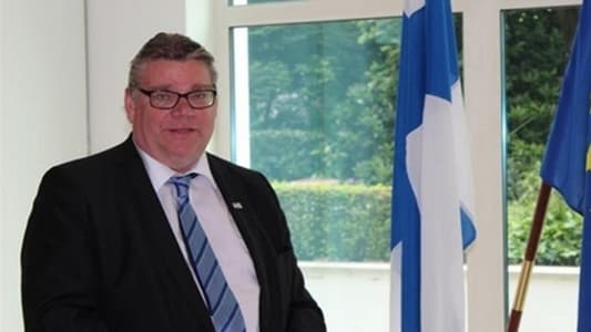 وزير الخارجية الفنلندي يتعرّض لمحاولة اعتداء