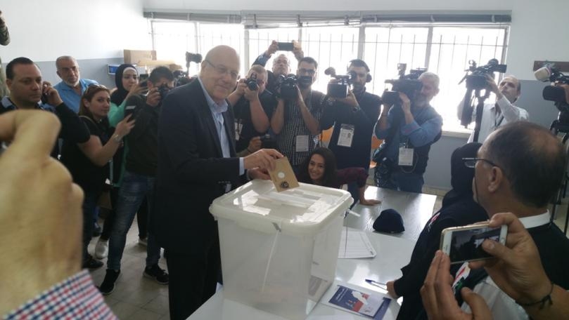 Mikati casts his vote in Tripoli, says alliance with Future Movement clear as the rising sun