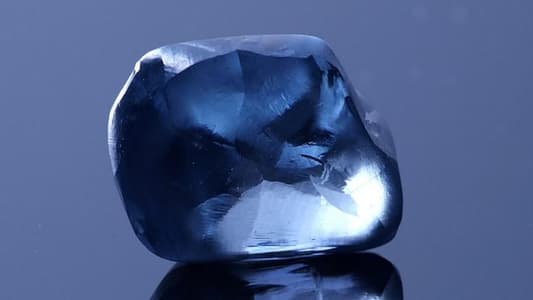 Botswana Unveils ‘Once-in-a-Lifetime’ 20-Carat Blue Diamond