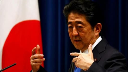 "رويترز": رئيس الوزراء الياباني شينزو آبي يبحث في زيارة إيران في منتصف حزيران