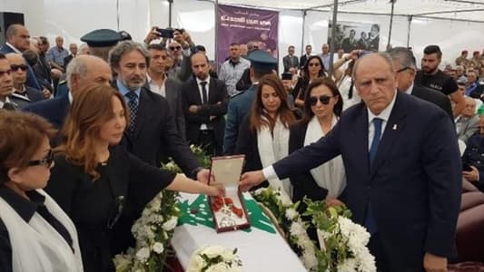 Lebanon bids Sami Khatib farewell, President bestows upon him National Cedar Order