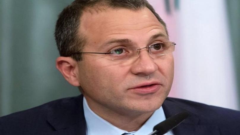 خصوم "الباسيليّة" يتكاثرون... ودعوة للمواجهة