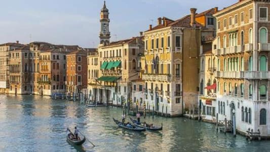 Venice Mayor Begs UNESCO to Put City on Blacklist
