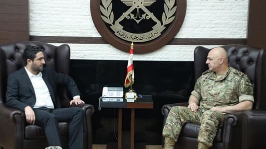 Army commander meets Gharib, Syrian ambassador