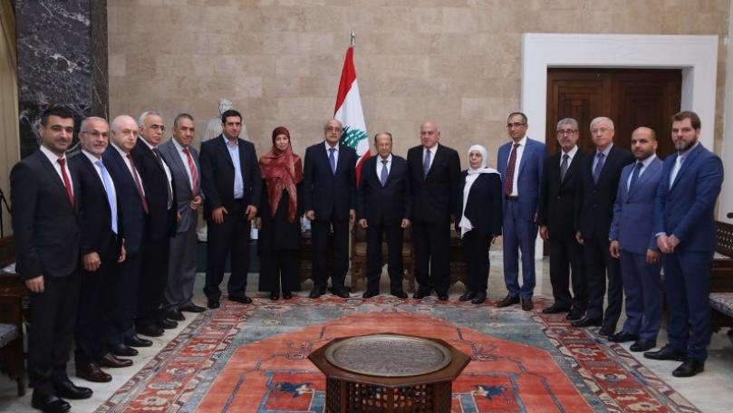 Aoun welcomes head of Lebanese Order of Physicians