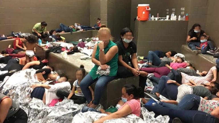 Photos From US Migrant Detention Centres Reveal 'Dangerous' Overcrowding