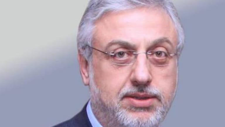 إتصال بين الصمد والحسن 