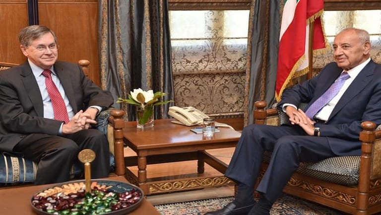 ساترفيلد فشل في إقناع اللبنانيين...