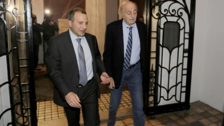 الحريري على الخط بين المختارة وميرنا الشالوحي