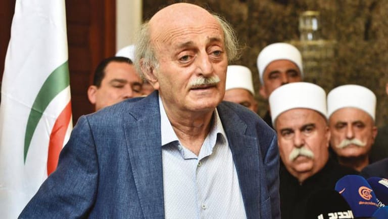 ما الخطوط التي يرسمها "الاشتراكي"؟