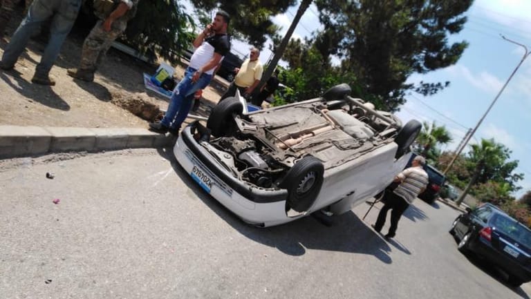 حادث سير عند دوار الحسبة في صيدا