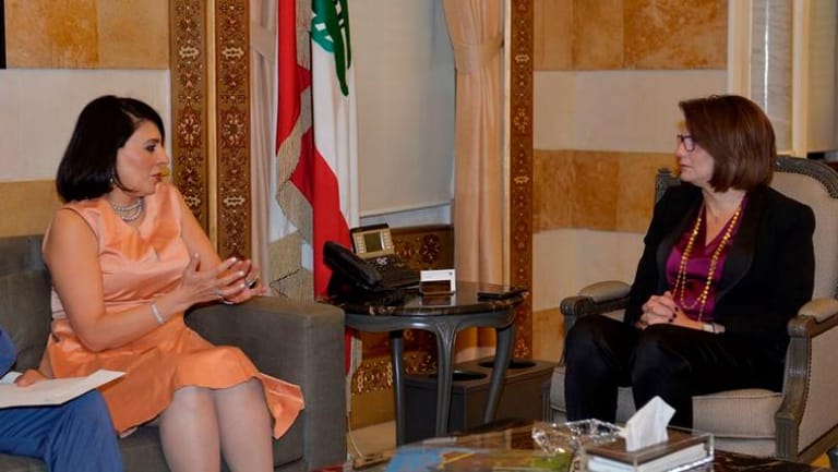 Hassan meets Australian minister of Lebanese origin