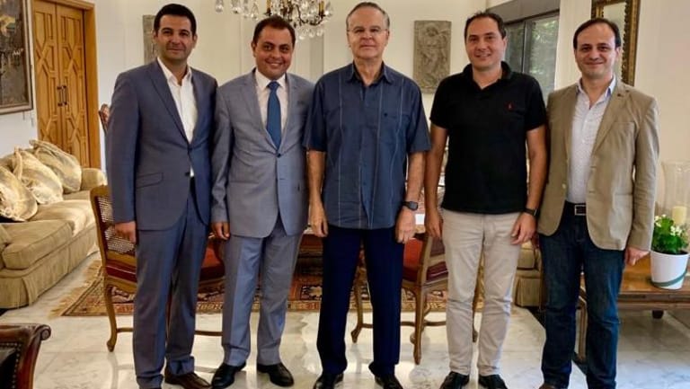 عدوان تسلّم مطالب الأساتذة الجامعيين