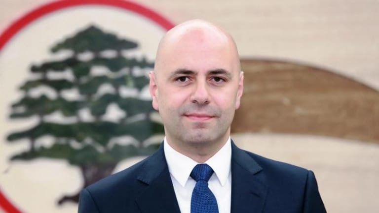 حاصباني يكشف المستور... 