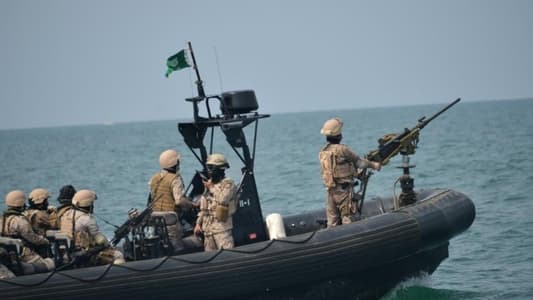 التلفزيون السعودي: بحرية التحالف بقيادة السعودية تحبط محاولة للحوثيين لاستهداف سفينة تجارية في البحر الأحمر