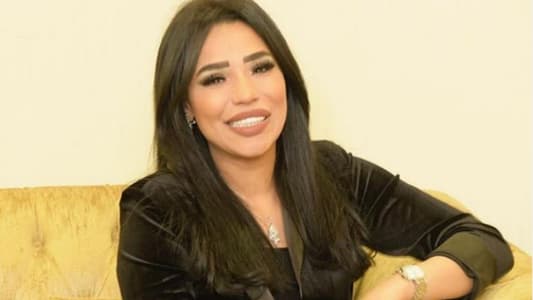 الفنانة العربية مصدومة بخبر وفاة شقيقتها!