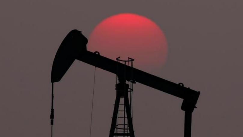 Oil prices ease as trade disputes outweigh supply concerns