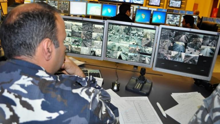 قوى الأمن والـFerrari... و"آه يا حنان"